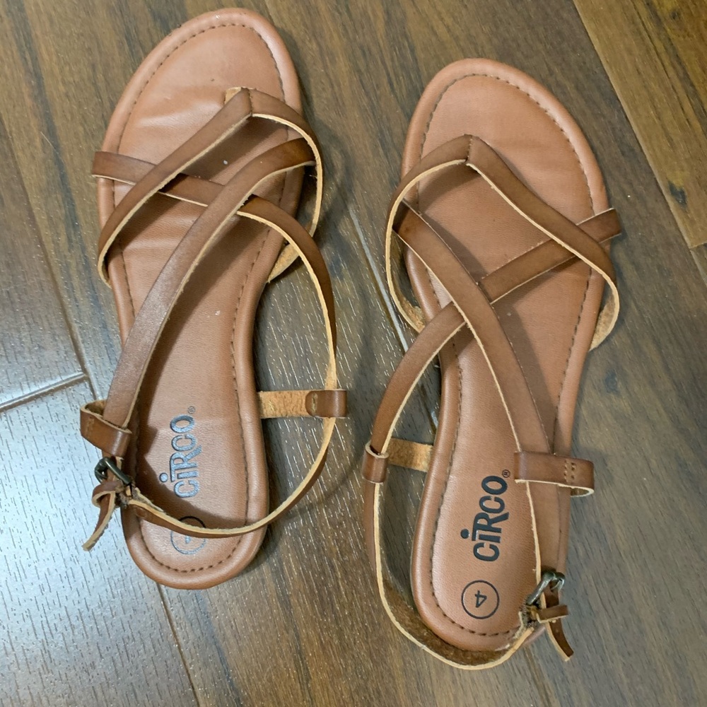 target strappy kid sandals